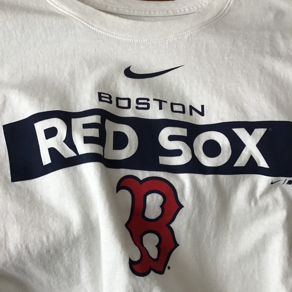NIKE Other - NIKE BOSTON RED SOX TEE